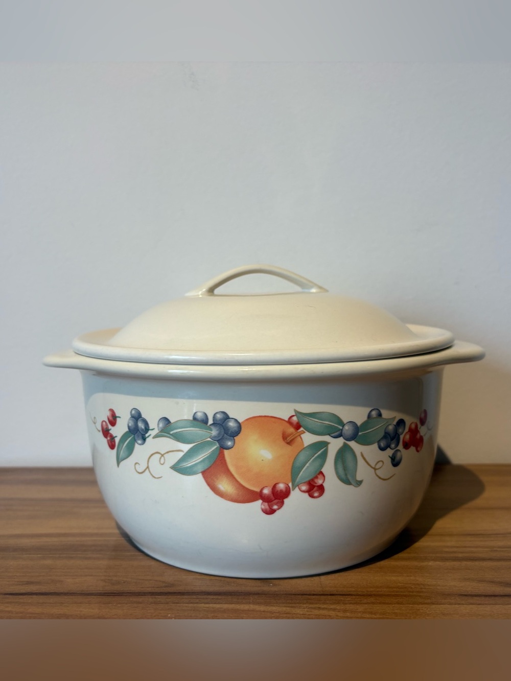 Corelle Cream Ceramic Casserole with Fruit Garland
